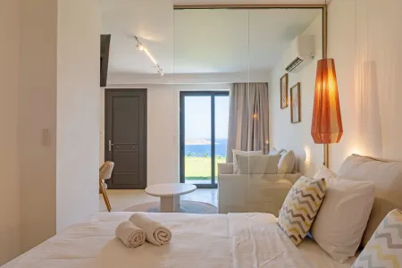  Double bedroom