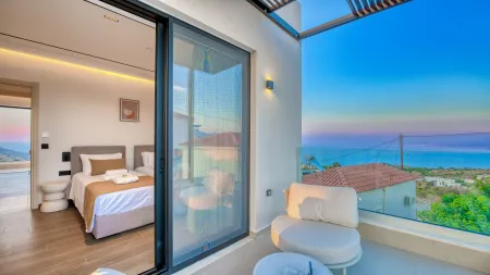 Melas Cretan Horizon