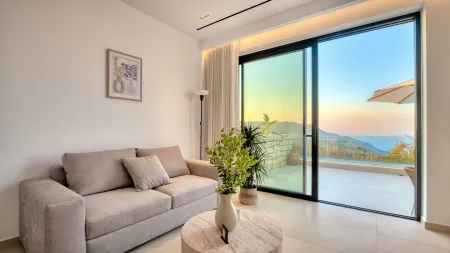 Melas Cretan Horizon