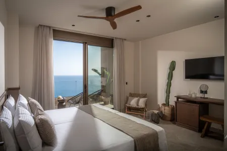  Twin Bedroom 7 with balcony