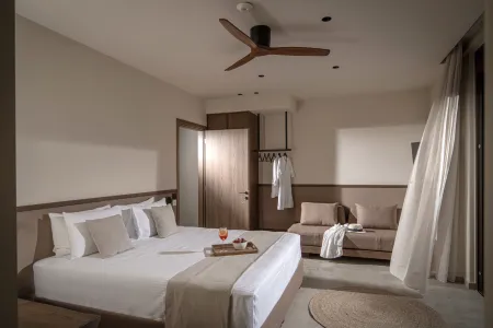  Double Bedroom 6 on First Floor