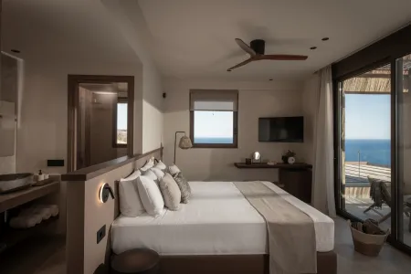  Double Bedroom 5 with ensuite