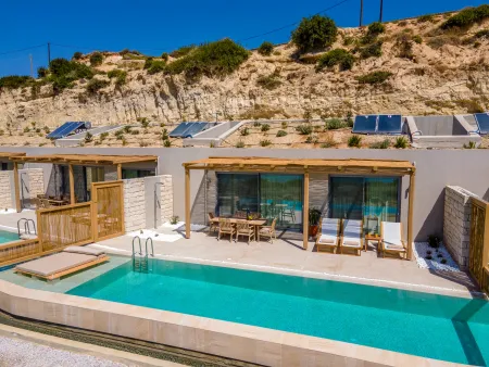 Salvia Luxury One Bedroom Suite 2
