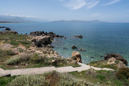  private entrance to the sea