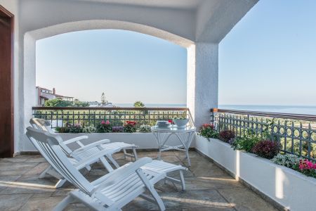 balcony view