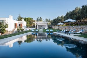 Près de la mer et confortable pour les grands groupes, La Villa Oleander