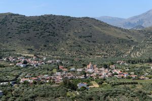 Kastelli Fournis - A Small “Venice” in Crete