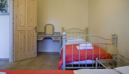 two single beds