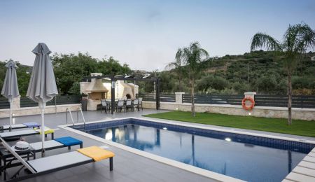  azalea villa swimming pool