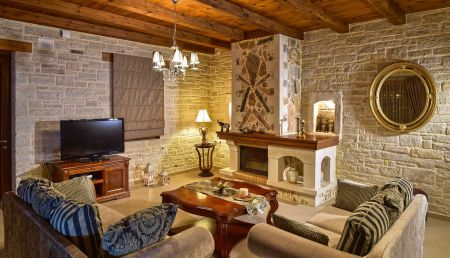  Fireplace & Living room