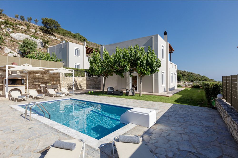  villa &pool