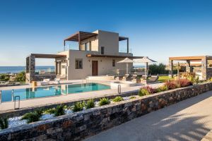 This trendy new luxury villa is conveniently located in the Cretan capital of Heraklion and fully equipped with all the mod cons.