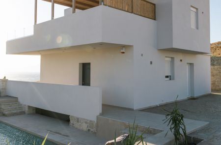  villa exterior