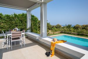 Couple Holiday Villa Arismari for Romantic Getaway in Panormo