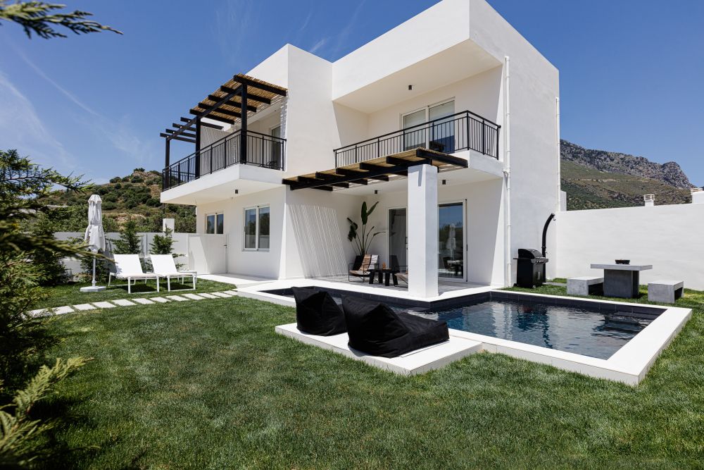 villa exterior